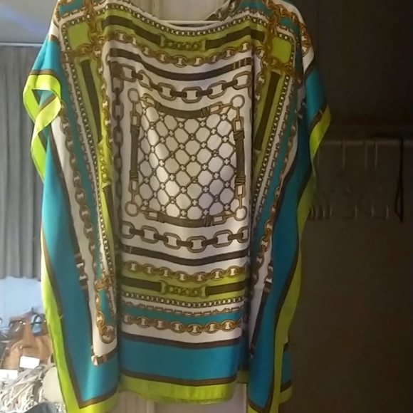 Michael Kors Tops - Micheal Kors Beautiful Blouse